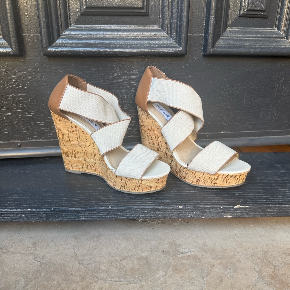 Steve Madden Women's Cream and Tan Cork Wedge Sandals